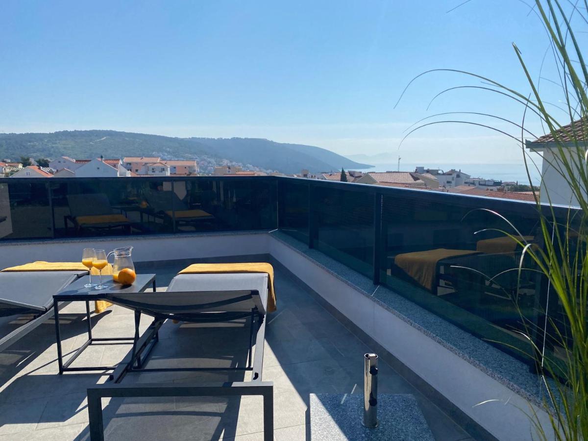 Apartment Agnes With 63 M2 Rooftop Terrace, Grill And Pool Okrug Gornji Bagian luar foto