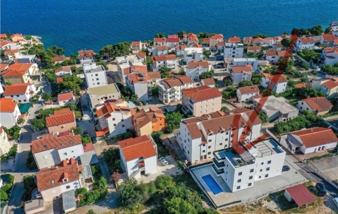 Apartment Agnes With 63 M2 Rooftop Terrace, Grill And Pool Okrug Gornji Bagian luar foto