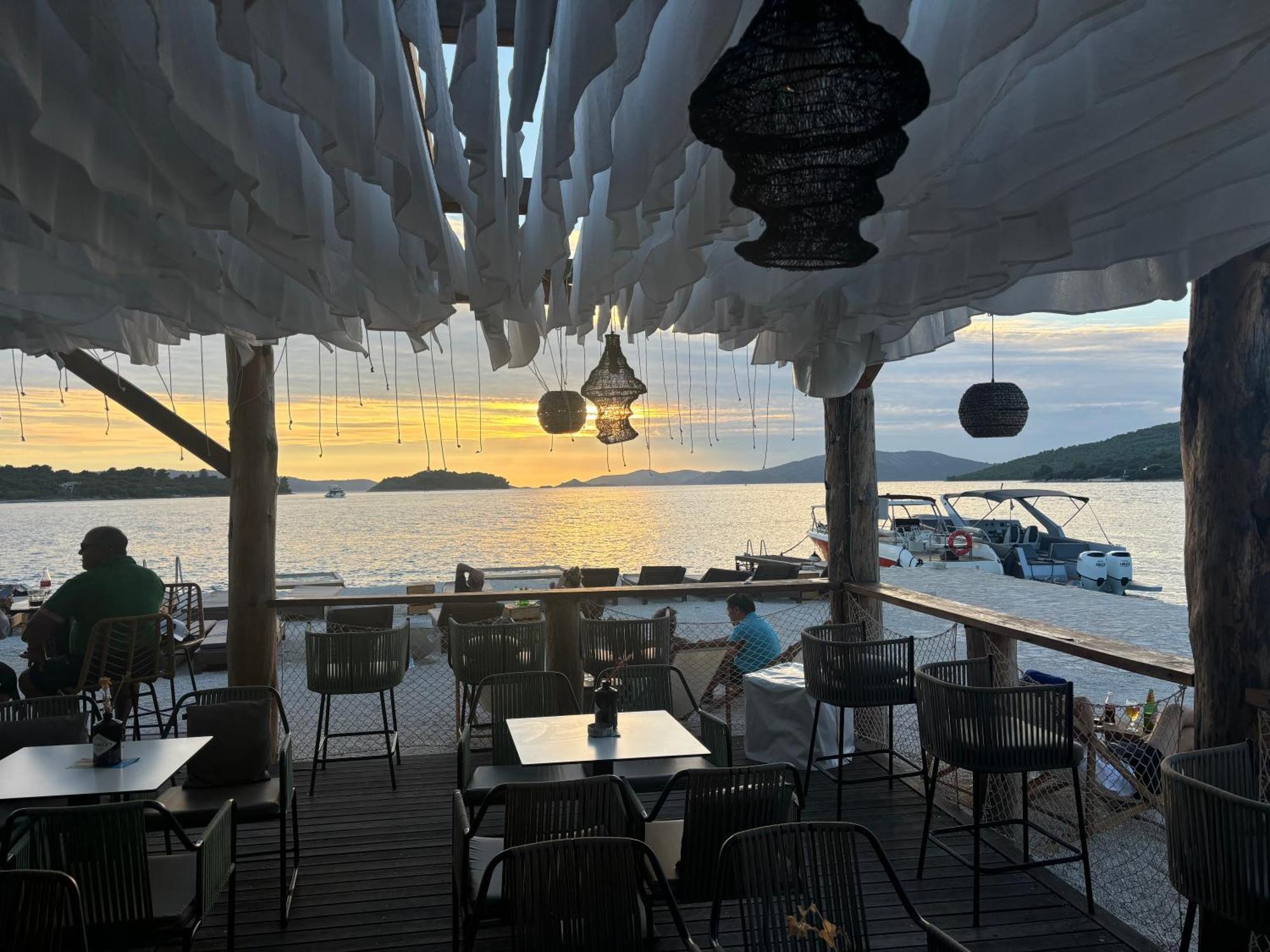 Apartment Agnes With 63 M2 Rooftop Terrace, Grill And Pool Okrug Gornji Bagian luar foto